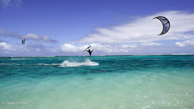 Séjour kitesurf sur les vagues et lagons de l'Ile Maurice