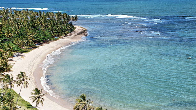 Le spot de Praia do Forte accueille des compétitions internationales de surf, dans un cadre idyllique