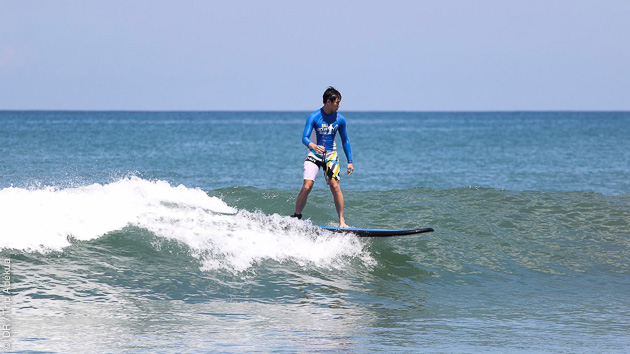 stage de surf débutant à Bali
